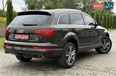 Внедорожник / Кроссовер Audi Q7 2014 в 