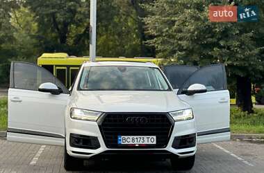 Позашляховик / Кросовер Audi Q7 2016 в 