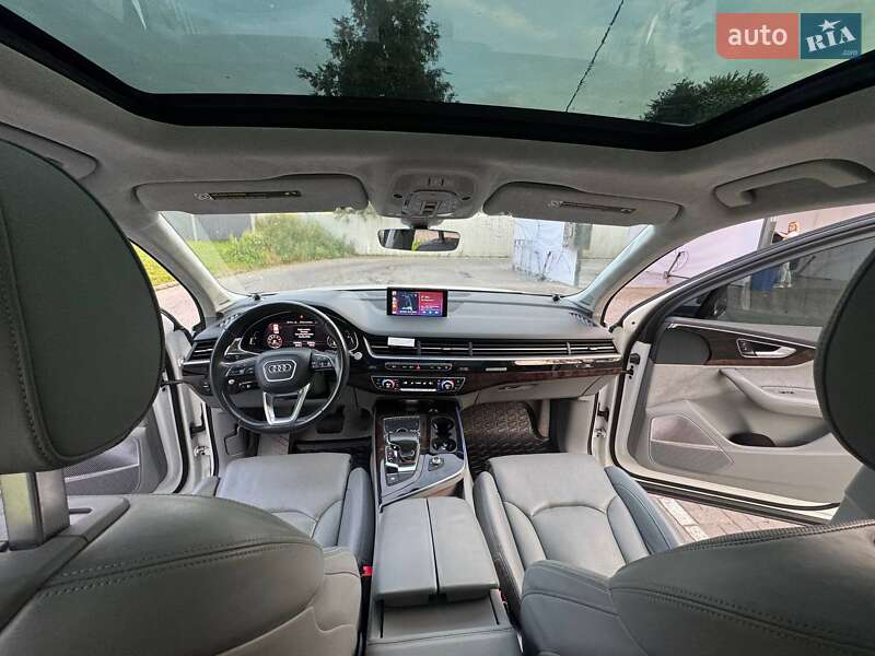 Внедорожник / Кроссовер Audi Q7 2016 в Львове