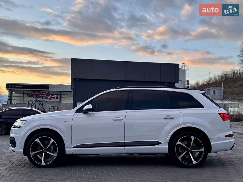 Внедорожник / Кроссовер Audi Q7 2018 в Запорожье фото 11 Внедорожник / Кроссовер Audi Q7 2018 в Запорожье