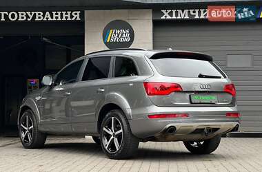 Позашляховик / Кросовер Audi Q7 2014 в 