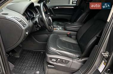Позашляховик / Кросовер Audi Q7 2014 в 
