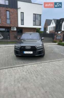 Audi Q7 2016