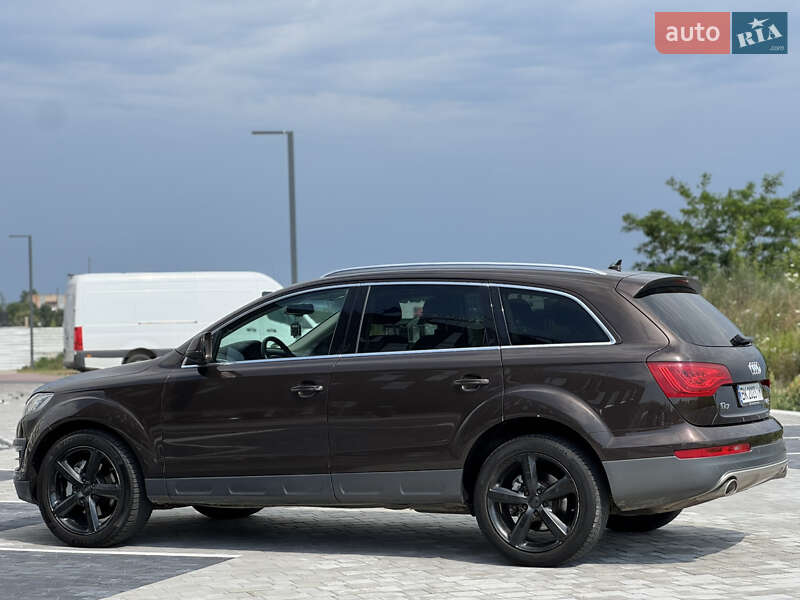 Внедорожник / Кроссовер Audi Q7 2010 в Ровно