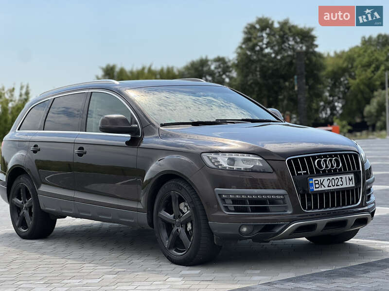 Внедорожник / Кроссовер Audi Q7 2010 в Ровно