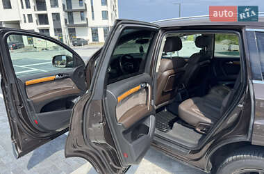 Позашляховик / Кросовер Audi Q7 2010 в 