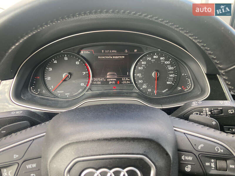 Позашляховик / Кросовер Audi Q7 2017 в Києві