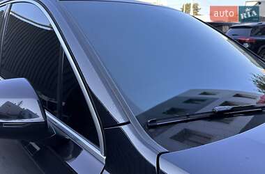 Внедорожник / Кроссовер Audi Q7 2015 в 