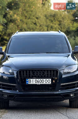 Внедорожник / Кроссовер Audi Q7 2011 в 