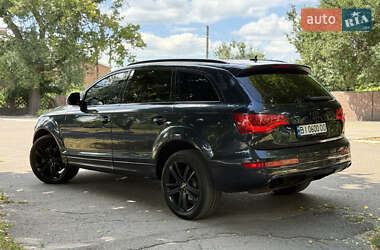 Внедорожник / Кроссовер Audi Q7 2011 в 