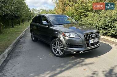 Внедорожник / Кроссовер Audi Q7 2015 в 