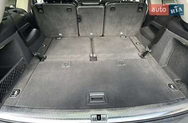 Внедорожник / Кроссовер Audi Q7 2015 в 