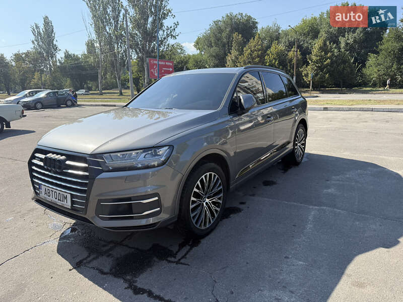 Audi Q7 2015