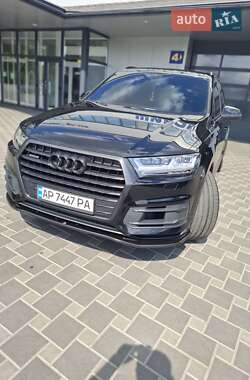 Внедорожник / Кроссовер Audi Q7 2019 в 