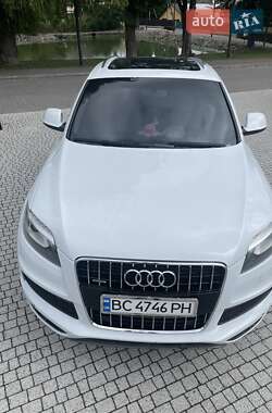 Внедорожник / Кроссовер Audi Q7 2013 в 