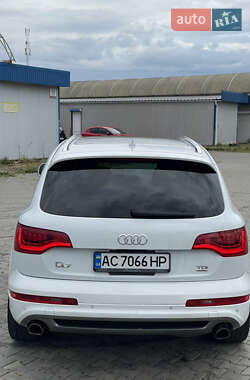 Внедорожник / Кроссовер Audi Q7 2013 в 