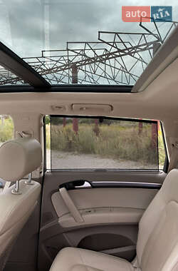 Внедорожник / Кроссовер Audi Q7 2013 в 