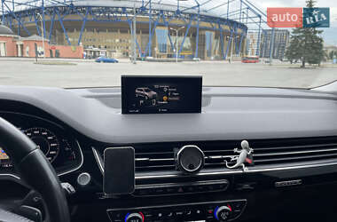 Внедорожник / Кроссовер Audi Q7 2019 в 