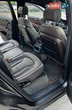 Внедорожник / Кроссовер Audi Q7 2006 в 
