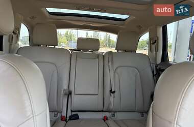 Внедорожник / Кроссовер Audi Q7 2015 в 