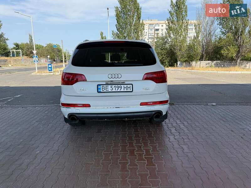 Позашляховик / Кросовер Audi Q7 2015 в Миколаєві