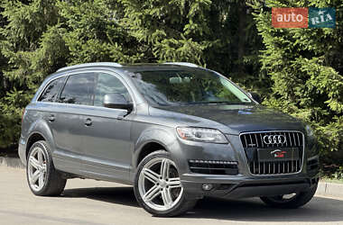 Внедорожник / Кроссовер Audi Q7 2013 в 