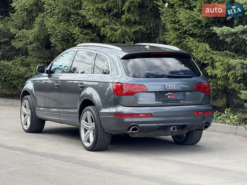 Позашляховик / Кросовер Audi Q7 2013 в Тернополі