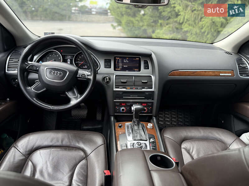 Позашляховик / Кросовер Audi Q7 2013 в Тернополі