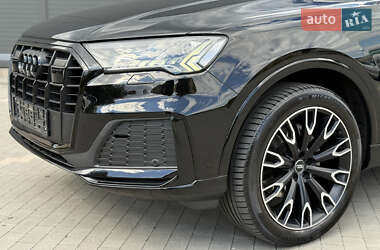 Внедорожник / Кроссовер Audi Q7 2020 в Виннице