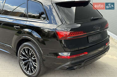 Внедорожник / Кроссовер Audi Q7 2020 в Виннице