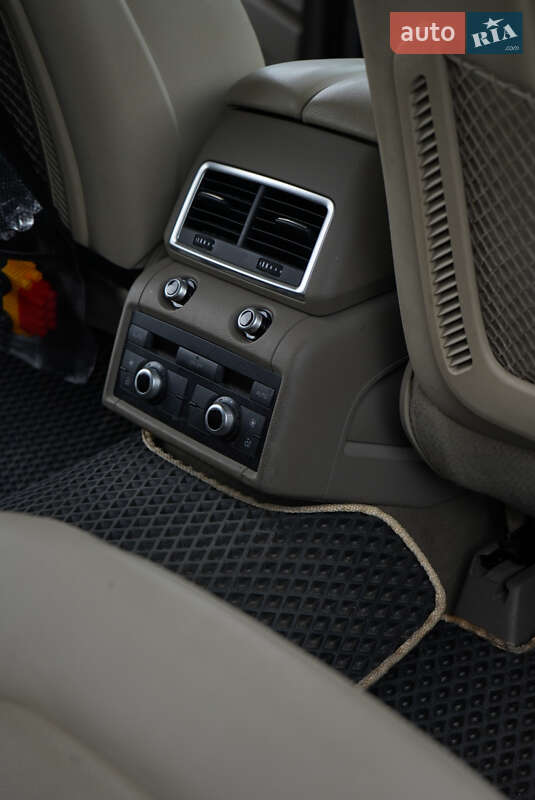 Внедорожник / Кроссовер Audi Q7 2013 в Одессе