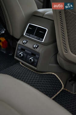 Внедорожник / Кроссовер Audi Q7 2013 в 