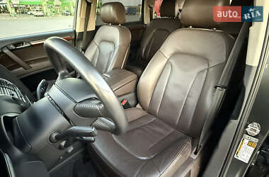 Внедорожник / Кроссовер Audi Q7 2013 в 