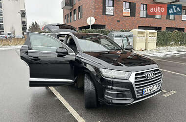 Позашляховик / Кросовер Audi Q7 2016 в 