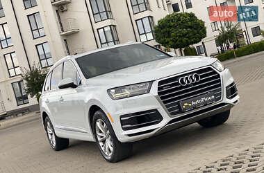 Позашляховик / Кросовер Audi Q7 2016 в 