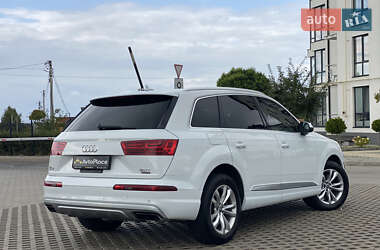 Позашляховик / Кросовер Audi Q7 2016 в 