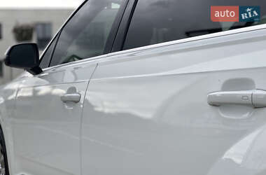 Позашляховик / Кросовер Audi Q7 2016 в 