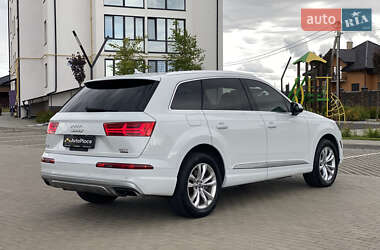 Позашляховик / Кросовер Audi Q7 2016 в 
