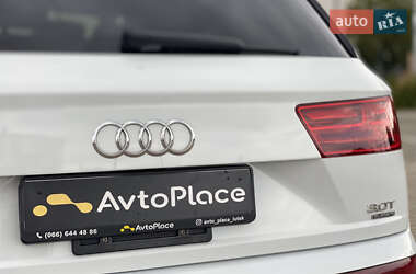 Позашляховик / Кросовер Audi Q7 2016 в 