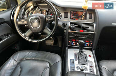 Внедорожник / Кроссовер Audi Q7 2008 в 