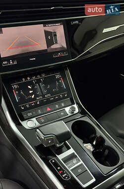 Внедорожник / Кроссовер Audi Q7 2020 в 
