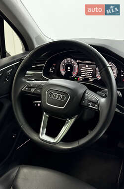 Внедорожник / Кроссовер Audi Q7 2020 в 