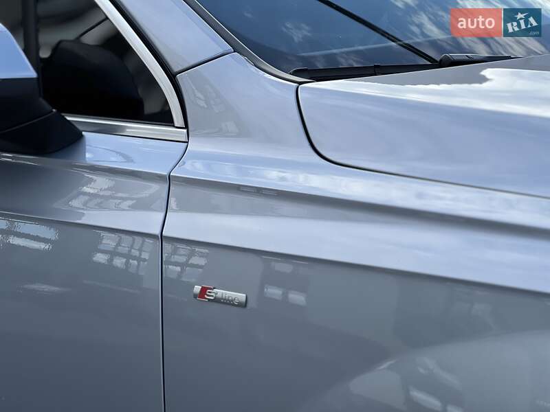 Позашляховик / Кросовер Audi Q7 2015 в Ужгороді