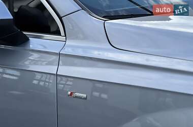 Внедорожник / Кроссовер Audi Q7 2015 в 