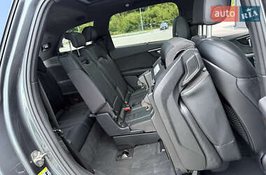 Внедорожник / Кроссовер Audi Q7 2020 в 