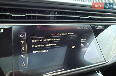 Внедорожник / Кроссовер Audi Q7 2020 в 