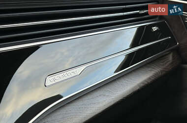 Внедорожник / Кроссовер Audi Q7 2020 в 