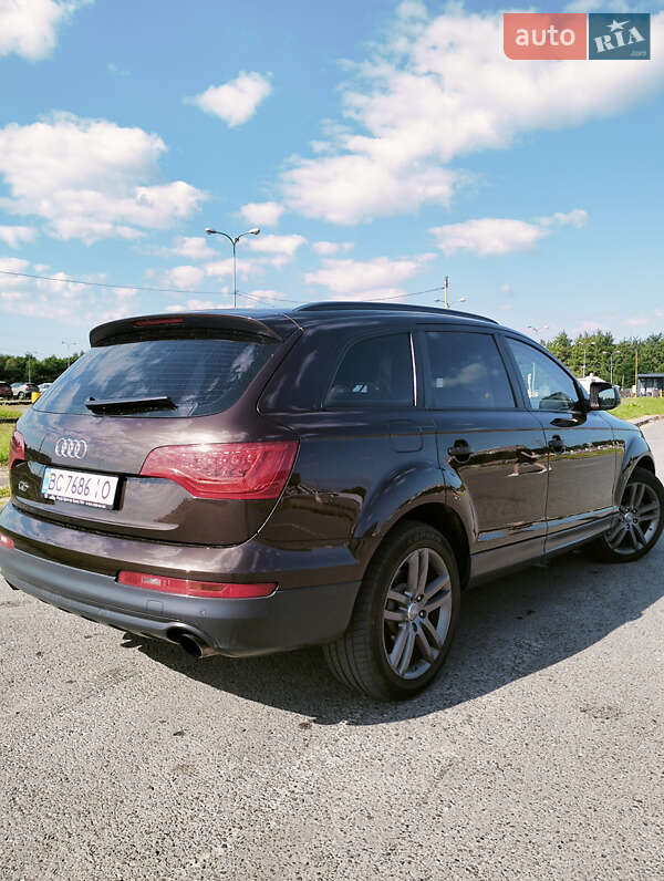 Позашляховик / Кросовер Audi Q7 2011 в Миколаєві