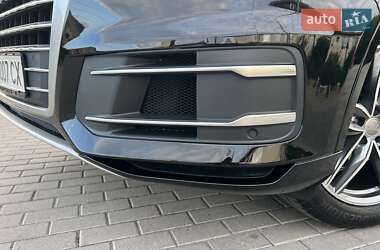Внедорожник / Кроссовер Audi Q7 2016 в 