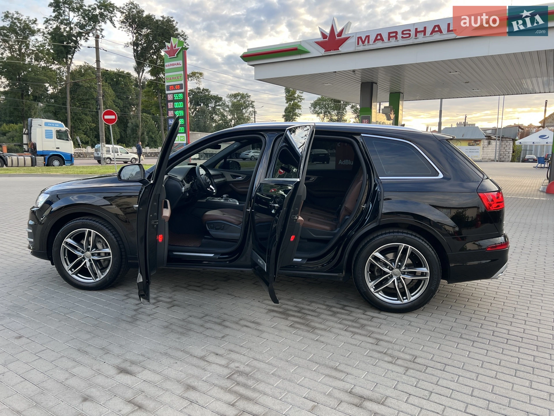 2016 Audi Q7 - мініатюра 27